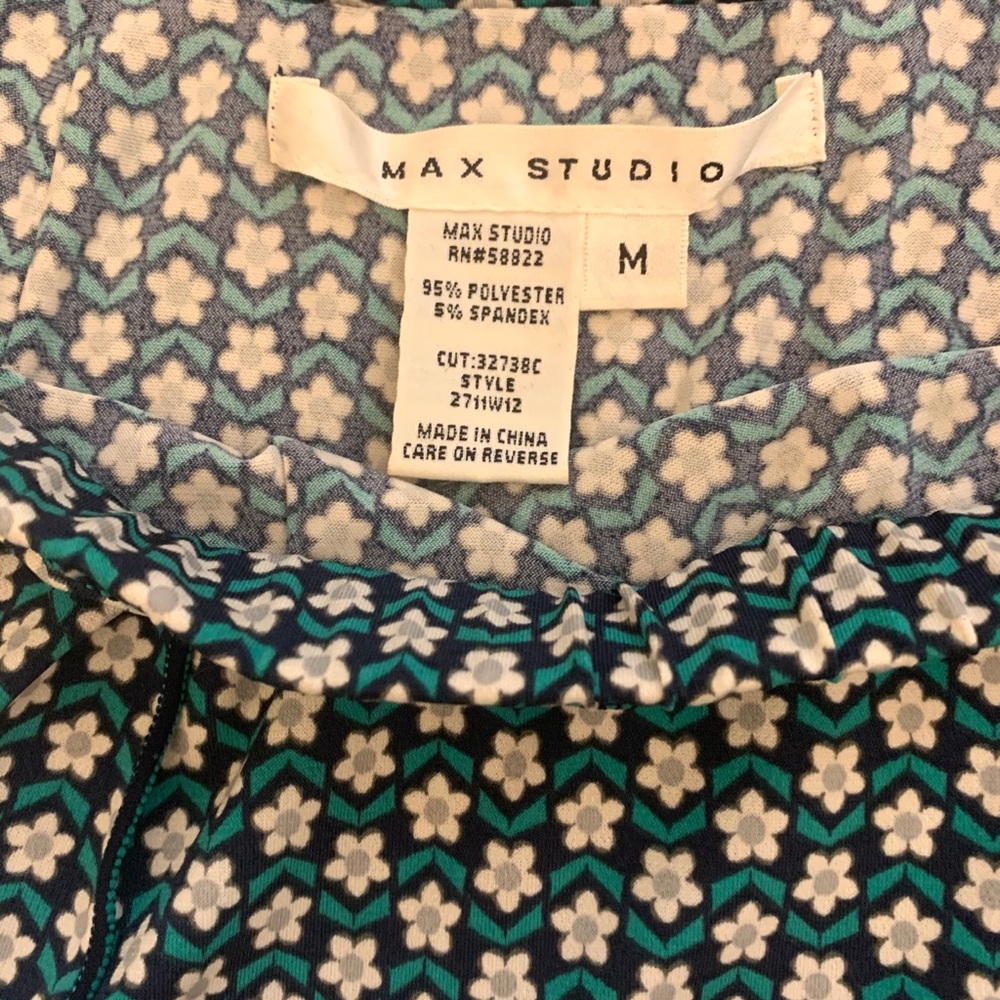 Max Studio Skirt (M)